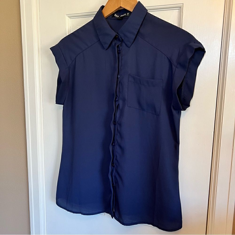 Blue button up blouse Medium - Picture 2 of 7